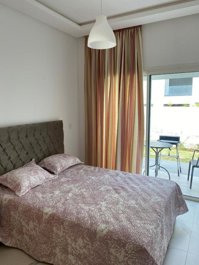 Lovely 4-Bedroom Condo With Pool Rabat Dış mekan fotoğraf